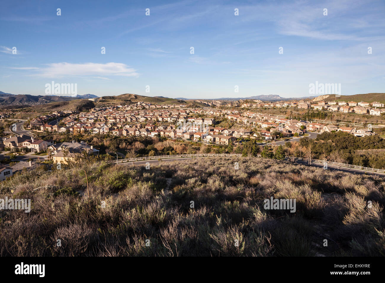 Weitläufige Vorort in der Nähe von Los Angeles in Simi Valley, Kalifornien. Stockfoto