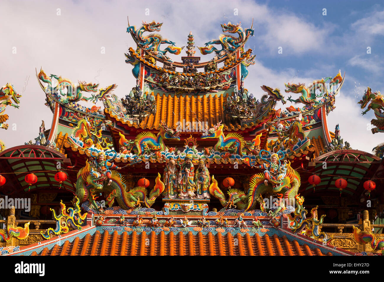 Traditionelle chinesische Dekorationen auf einen Tempel, Guofeng, Taiwan Stockfoto