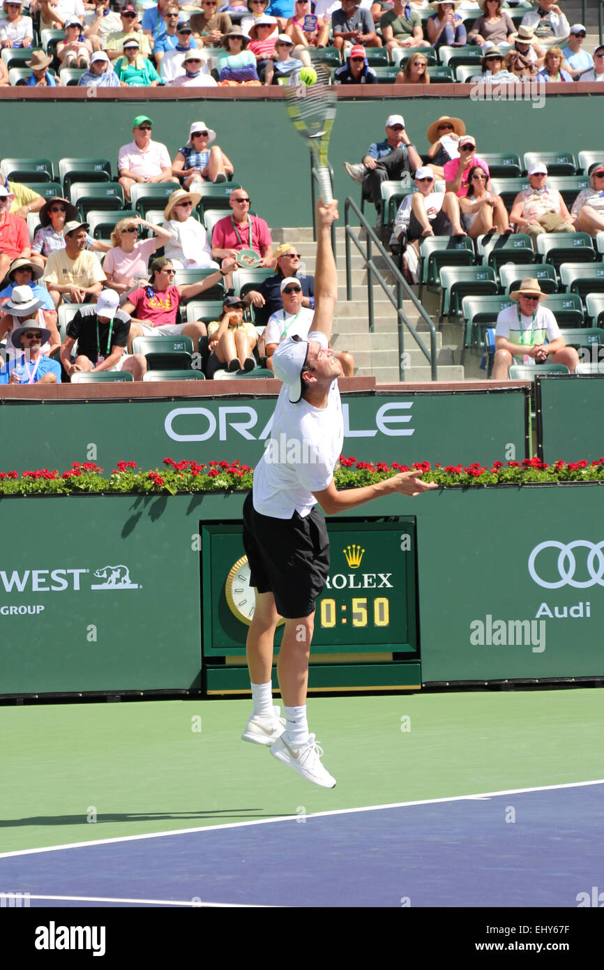 Indische Brunnen, Kalifornien, USA. 18. März 2015. Britischer Tennisspieler Andy Murray besiegt Adrian Mannarino (Frankreich) in der 4. Runde der Herren Einzel bei der BNP Paribas Open (Partitur 6-3 6-3). Bildnachweis: Werner Fotos/Alamy Live-Nachrichten Stockfoto