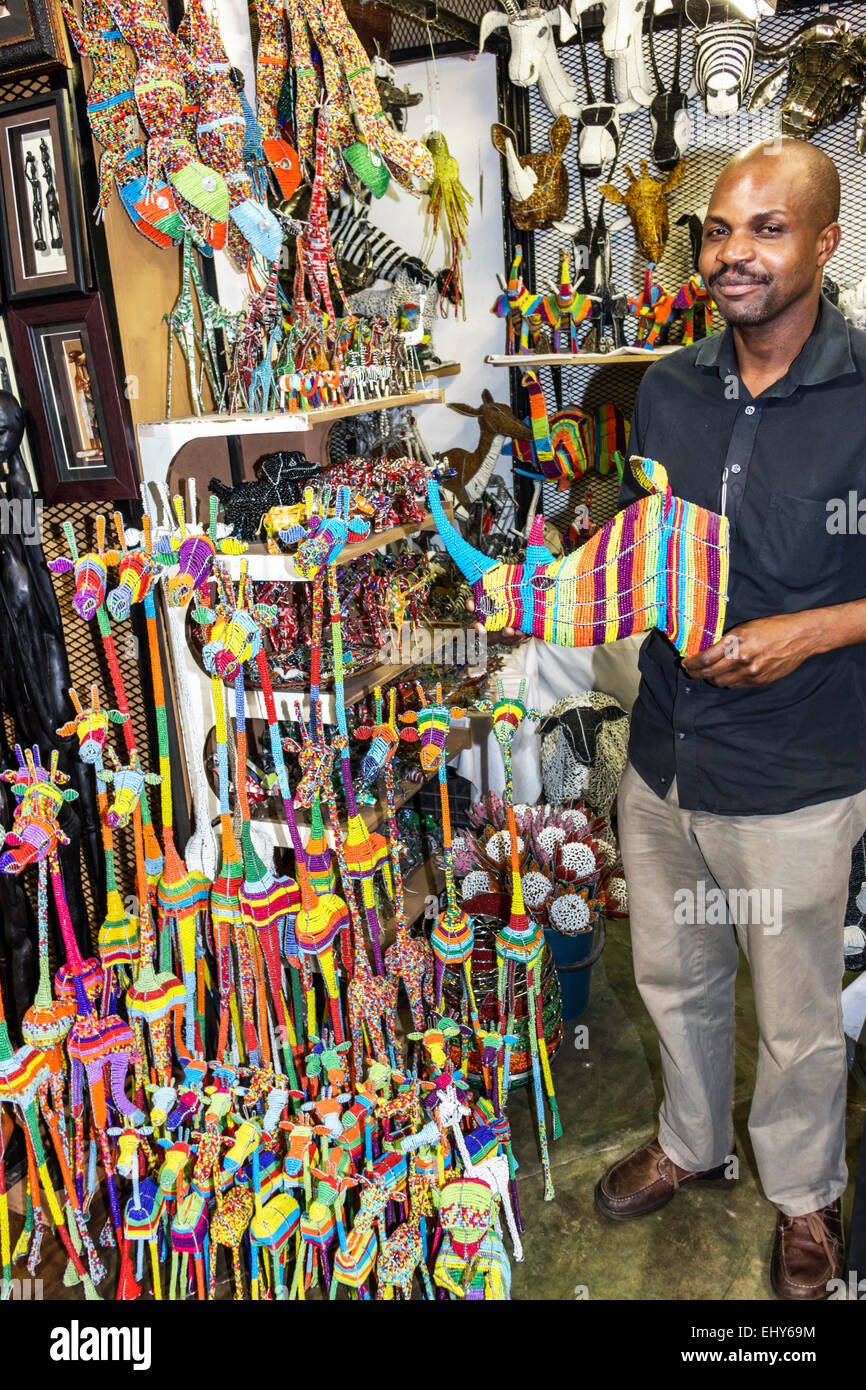 Johannesburg Südafrika, Rosebank Mall, The African Flea Market, Shopping Shopper Shopper Shop Shops Märkte Marktplatz Kauf Verkauf, Einzelhandel s Stockfoto