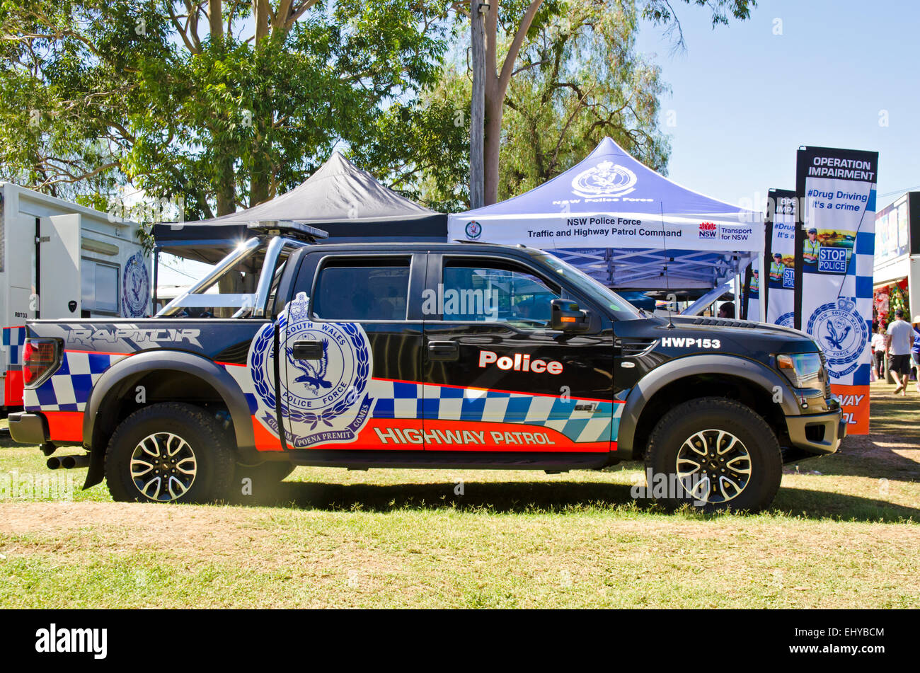 New South Wales Australien Highway Patrol Polizeifahrzeug. Ford f-150 SVT Raptor auf dem Display an einem Land zeigen. Stockfoto
