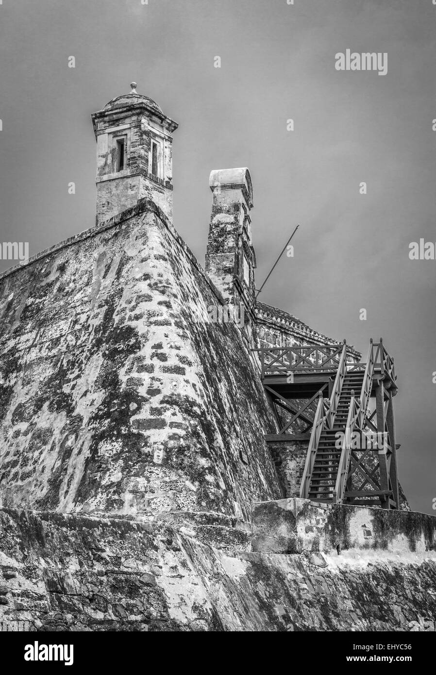 Monochrome Foto von San Felipe Festung, Cartagena de Indias, Kolumbien. Stockfoto