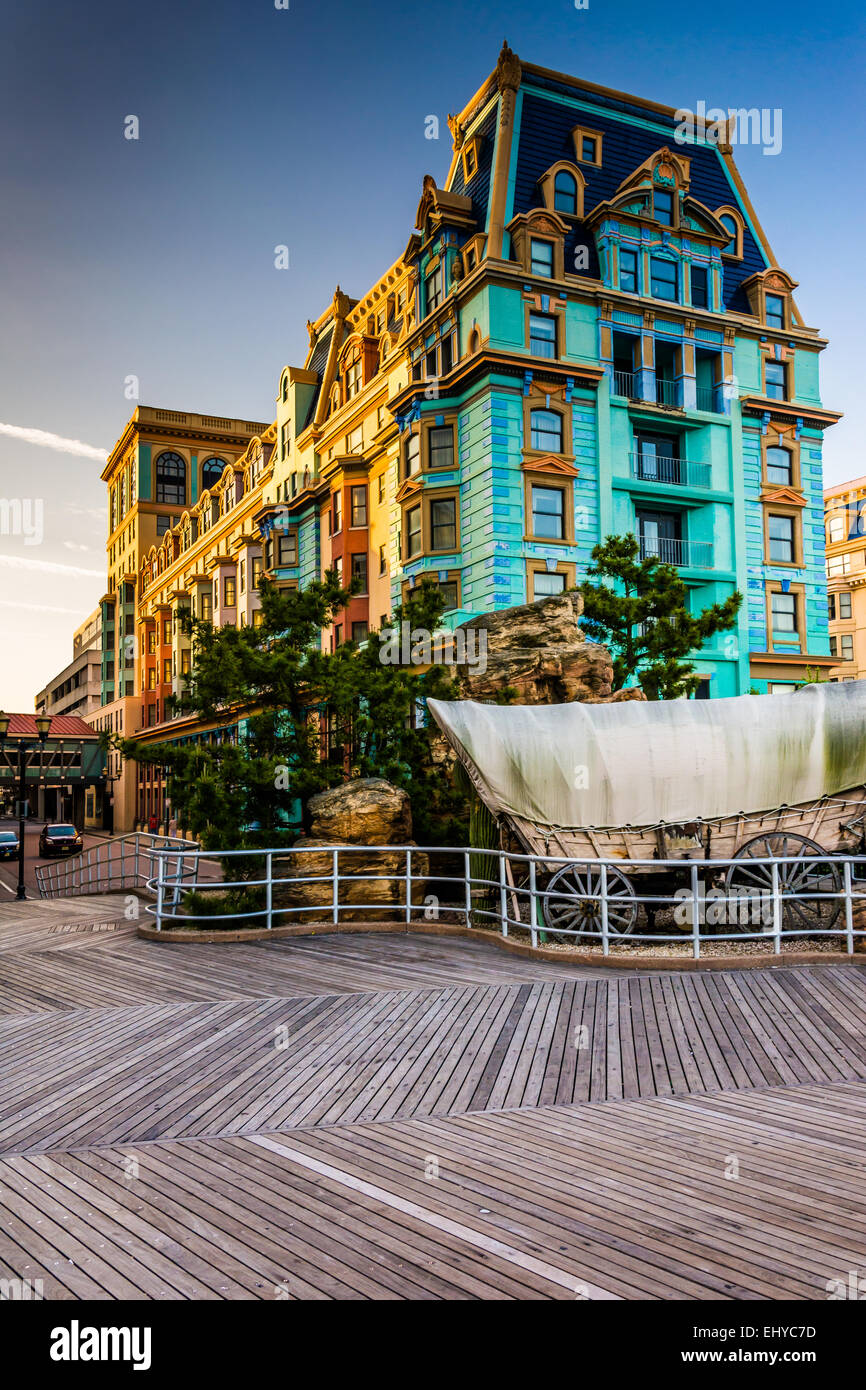 Die Promenade und die Gebäude in Atlantic City, New Jersey. Stockfoto