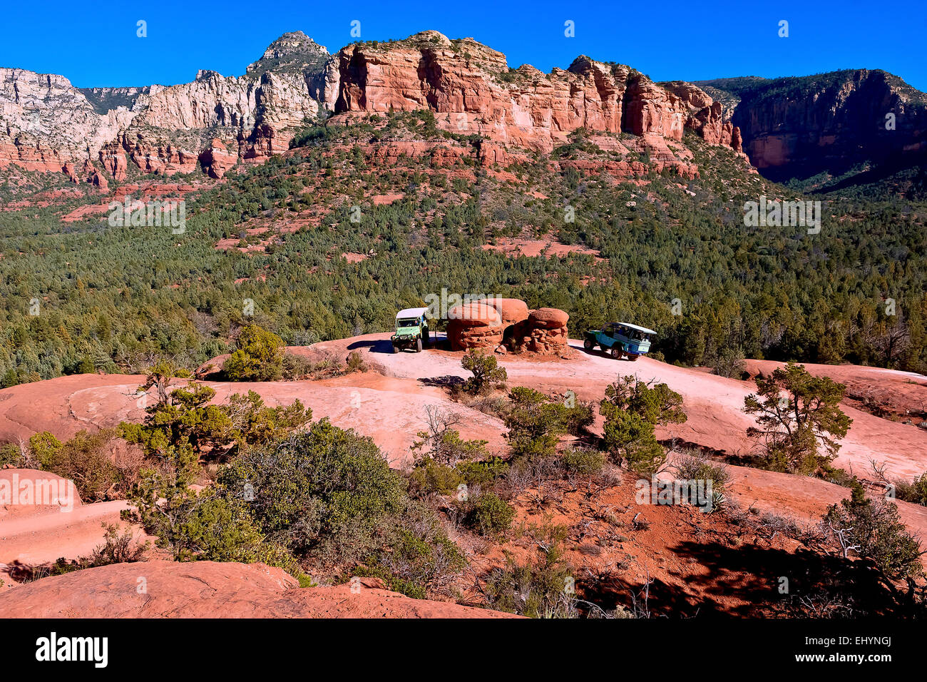 Zwei Jeeps Kreisen Huhn Punkt, Sedona, Arizona, USA Stockfoto