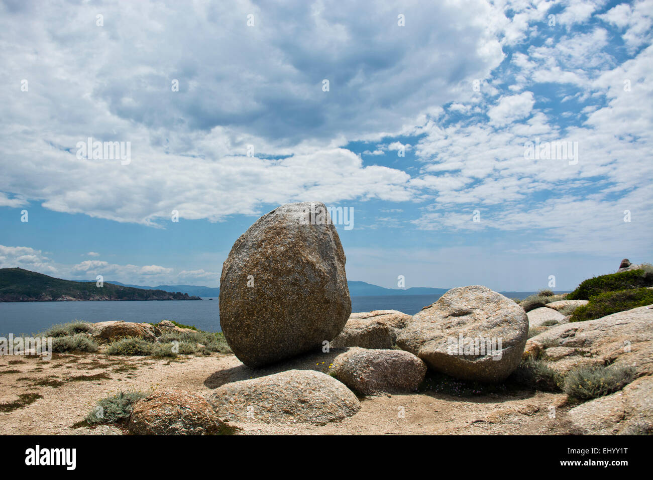 Europa, Frankreich, Korsika, Gr 20, zu distanzieren, Trail, Trail, Route, Mare eine Stute, Frühling, Küste, Westküste, Felsen, Klippe, Cargese, punta Stockfoto