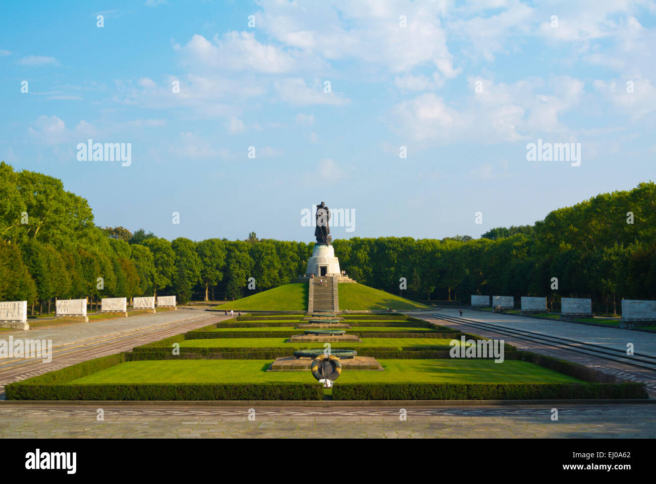 Sowjetische Ehrenmal, Treptower Park, Bezirk Treptow, Berlin, Deutschland Stockfoto