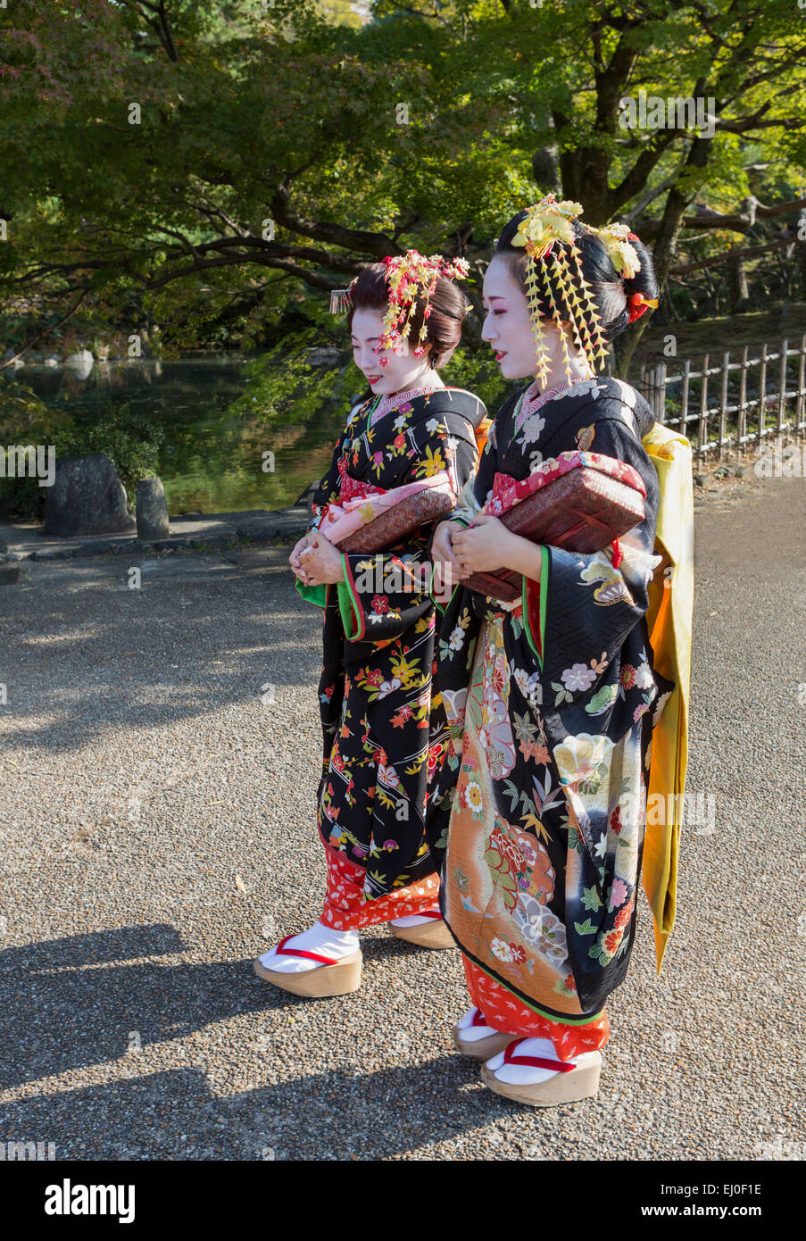 Japan, Asien, Kyoto, Outdoor, bunt, Kostüm, Geishas, keine Modellfreigabe, Mädchen, Japan, Kimono, Schmink, Tradition Stockfoto