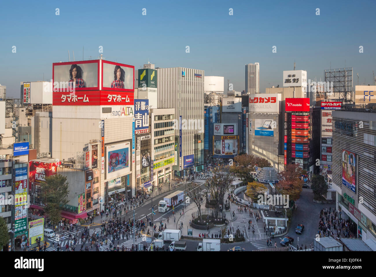 Center, Ostseite, Japan, Asien, Station, Shinjuku, Tokio, Architektur, keine Menschen, Skyline, quadratisch, touristische, Reisen Stockfoto