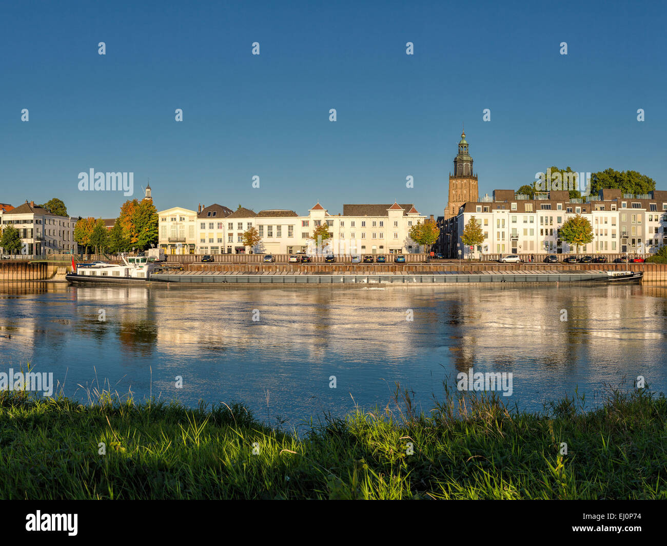 Niederlande, Holland, Europa, Zutphen, Gelderland, Dorf, Wasser, Sommer, Schiffe, Boot, Fluss Ijssel Stockfoto