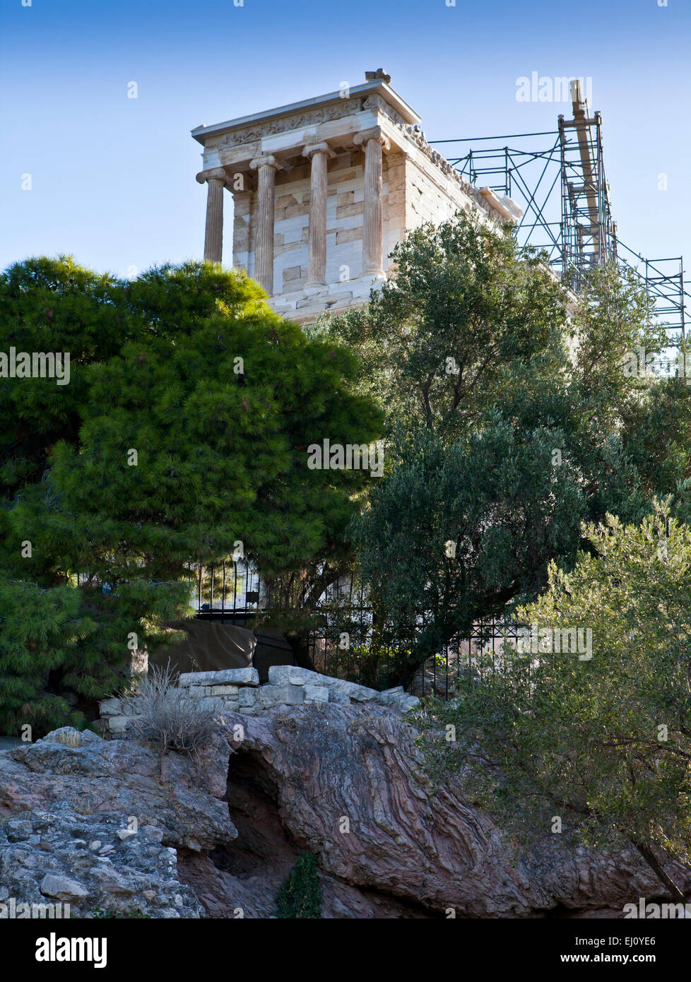 Tempel der Athena Nike in der Akropolis in Athen, Griechenland. Stockfoto