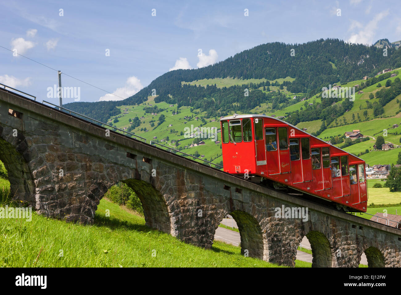 Iltiosbahn, Schweiz, Europa, Kanton St. Gallen, Toggenburg, Mountain Road, Standseilbahn, Eisenbahn, Stockfoto