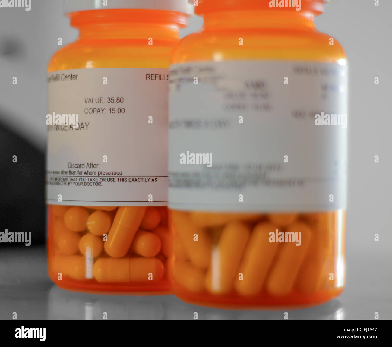 Im Gesundheitswesen Bild von rezeptpflichtigen Medikamenten mit schwarz und weiß-Hintergrund Stockfoto