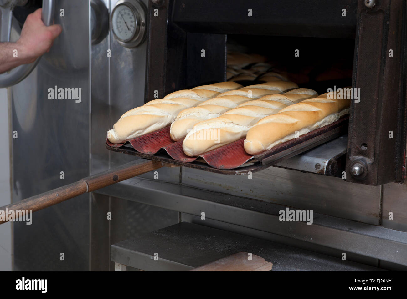 Herstellungsprozess der spanischen Brot Stockfoto