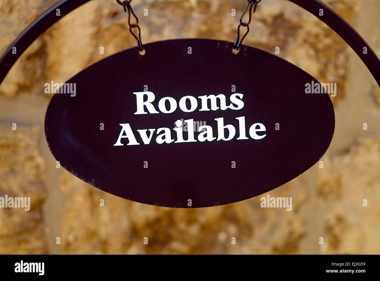 Zimmer zur Verfügung-Zeichen vor einem Bed And Breakfast Hotel England Europa Stockfoto