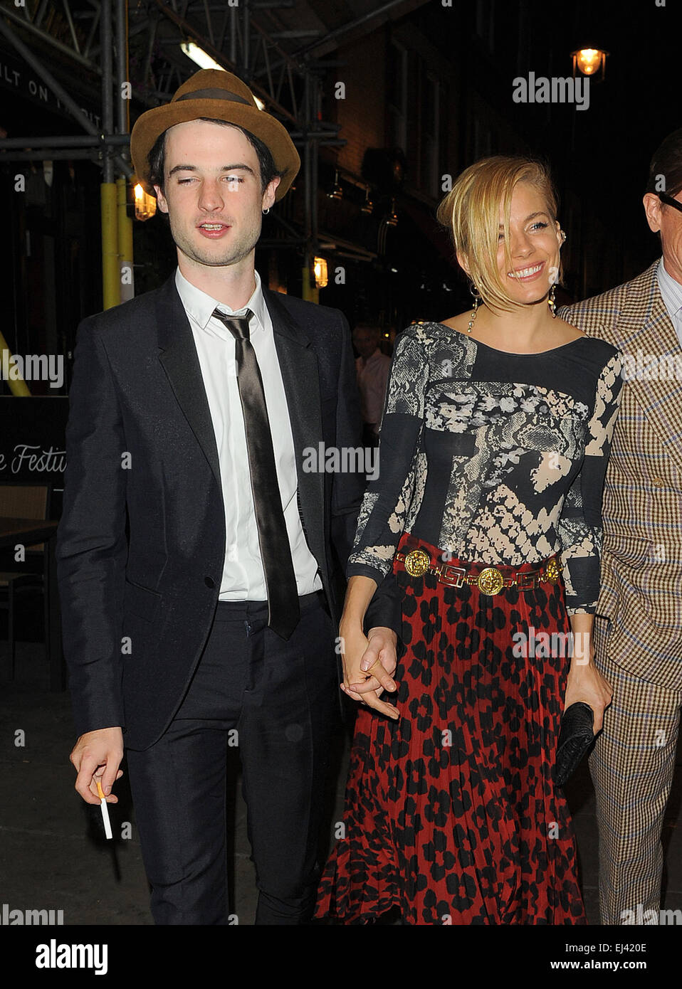 Tom sturridge Dating-GeschichteDating eines jüngeren Kerls in Ihren 30ern