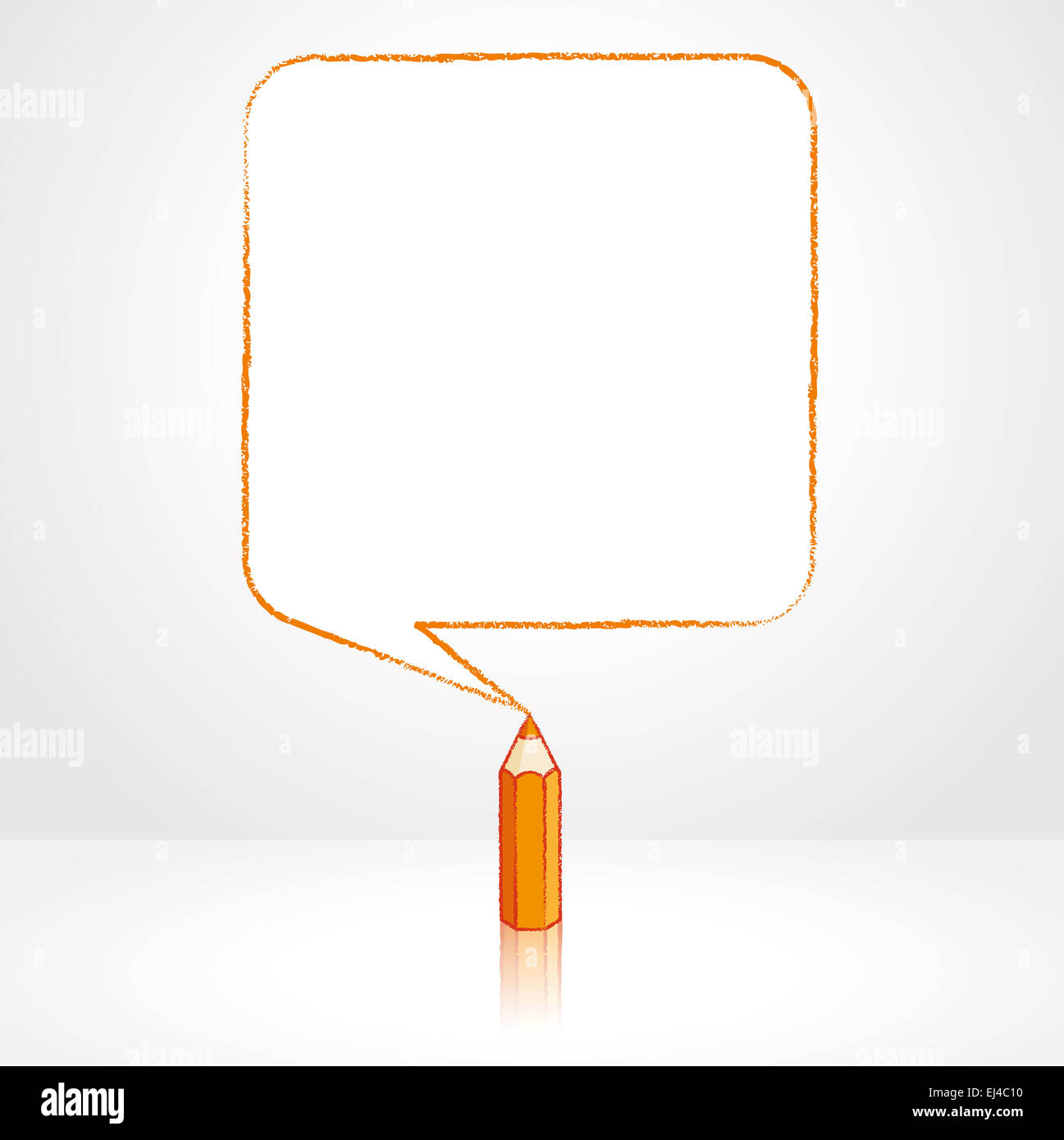 Orange Bleistift mit Reflexion Zeichnung glatten Quadrat geformt Sprechblase auf blassen Hintergrund Stockfoto