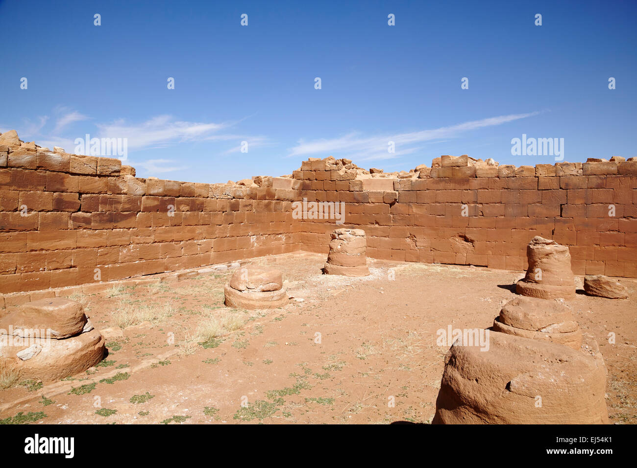 300 Tempel im großen Gehege auf Musawwarat es-Sufra, Nord Sudan, Afrika Stockfoto