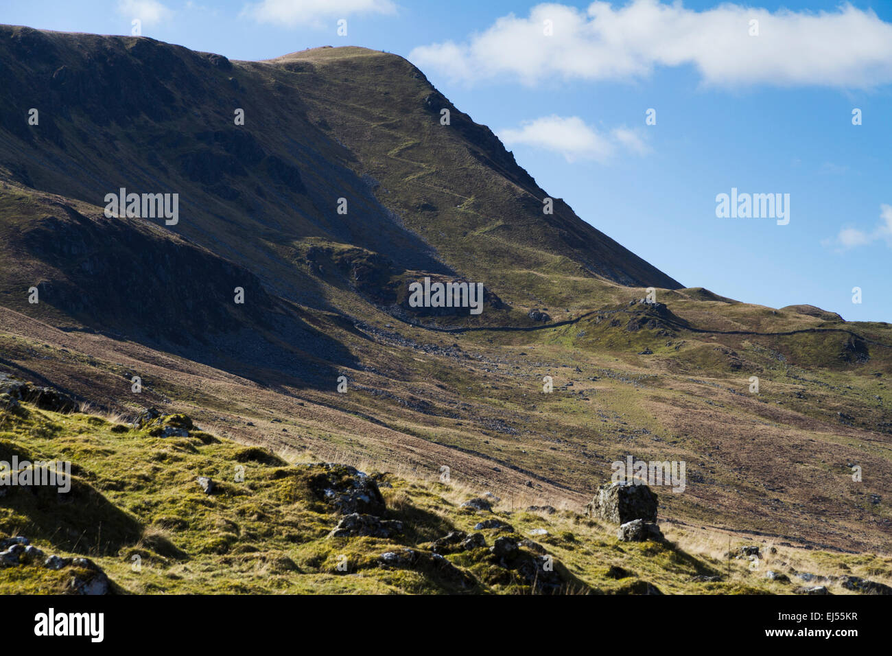 Blick in Richtung Tyrrau Mawr (Craig Las) auf dem Weg nach oben die Pony-Pfad auf Cadair Idris im südlichen Snowdonia, Nord-Wales Stockfoto