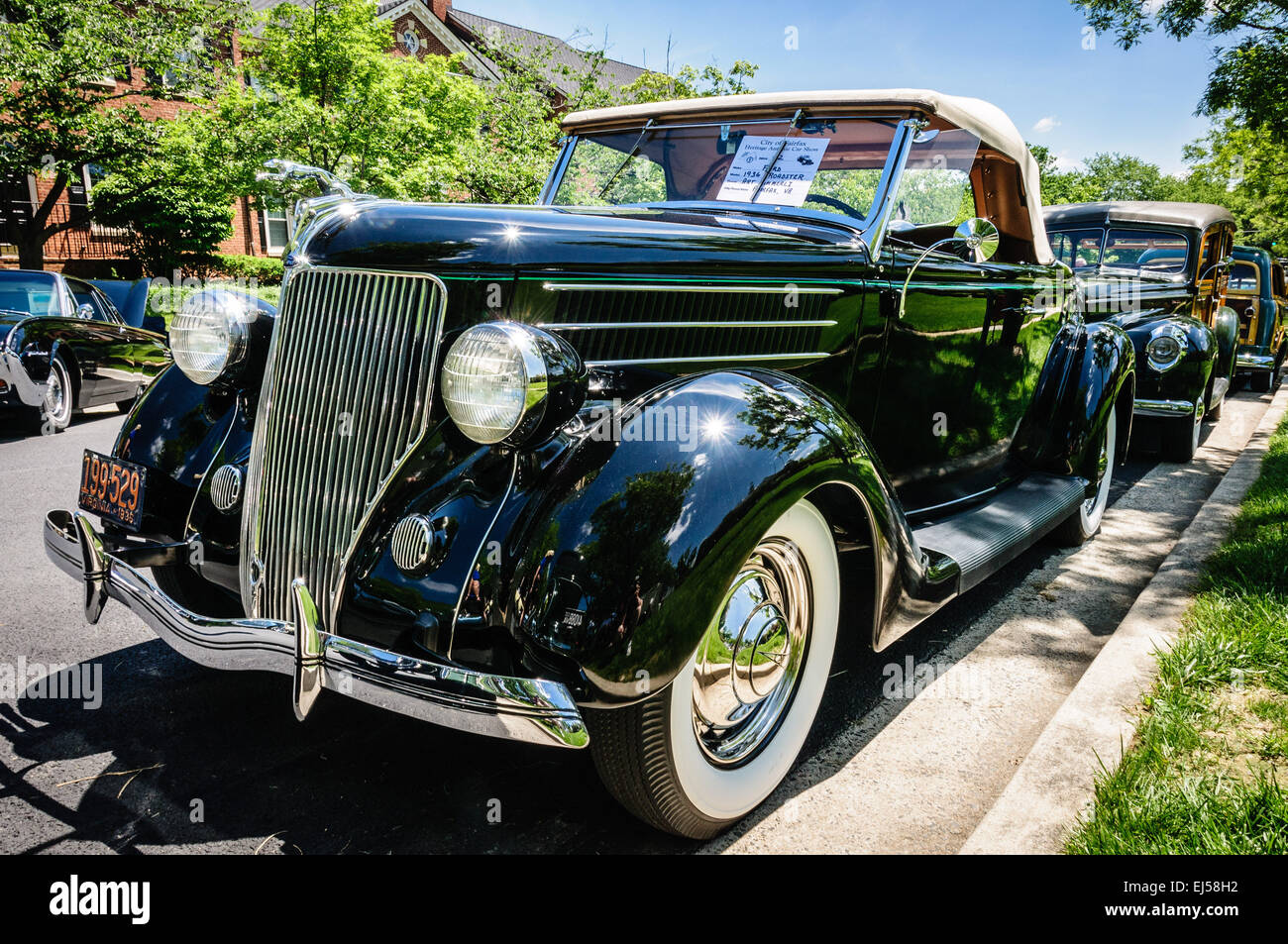 1936 Ford Delux, Roadster, Oldtimer Show, Armstrong Straße, Altstadt Fairfax, Virginia Stockfoto