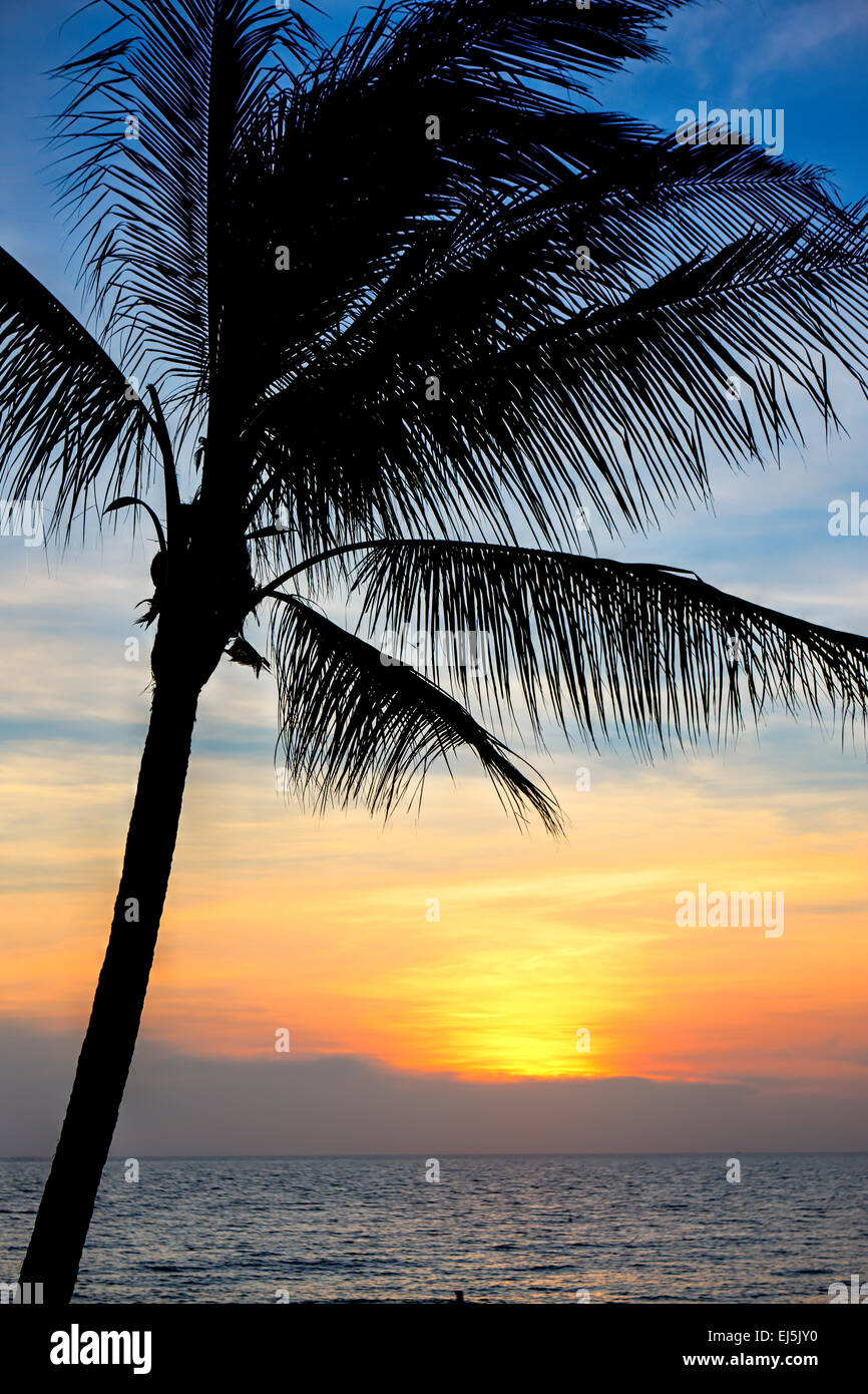 Sonnenuntergang auf der Insel Phu Quoc, Vietnam. Stockfoto