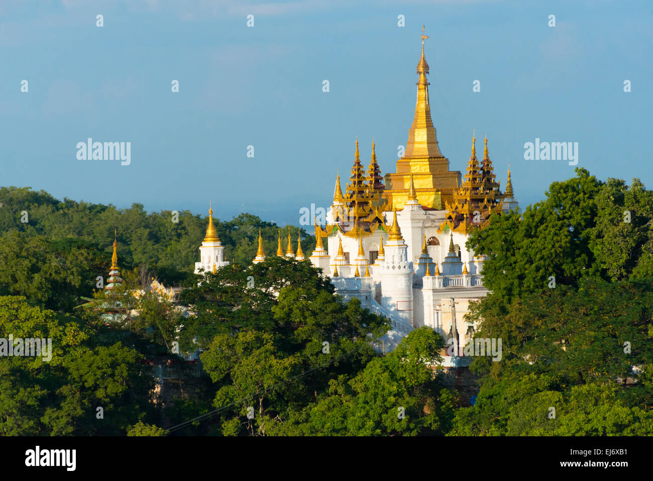 Pagode auf Sagaing Hügel, Mandalay, Myanmar Stockfoto