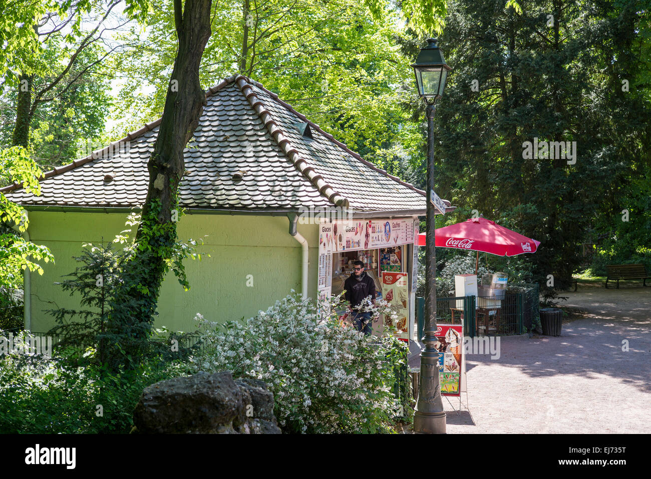 Eis Kiosk Parc de l'Orangerie park Strasbourg Elsass Frankreich Europa Stockfoto