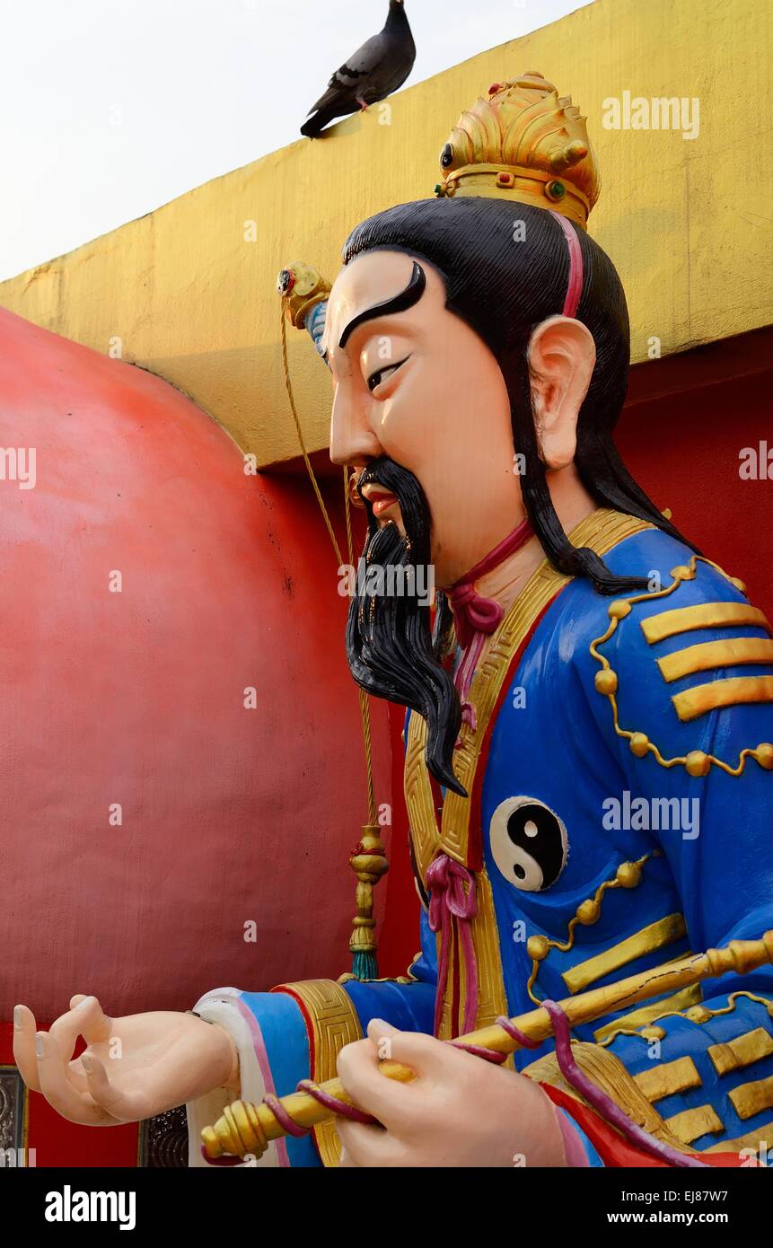 der Gottheit chinesische Engel, der den Tempeleingang zu schützen Stockfoto