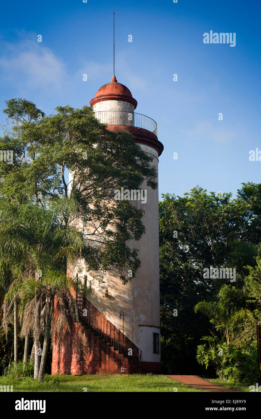 Argentinien, Iguazu, Falls Nationalpark, faux Leuchtturm Aussichtsturm, jetzt unbenutzt Stockfoto