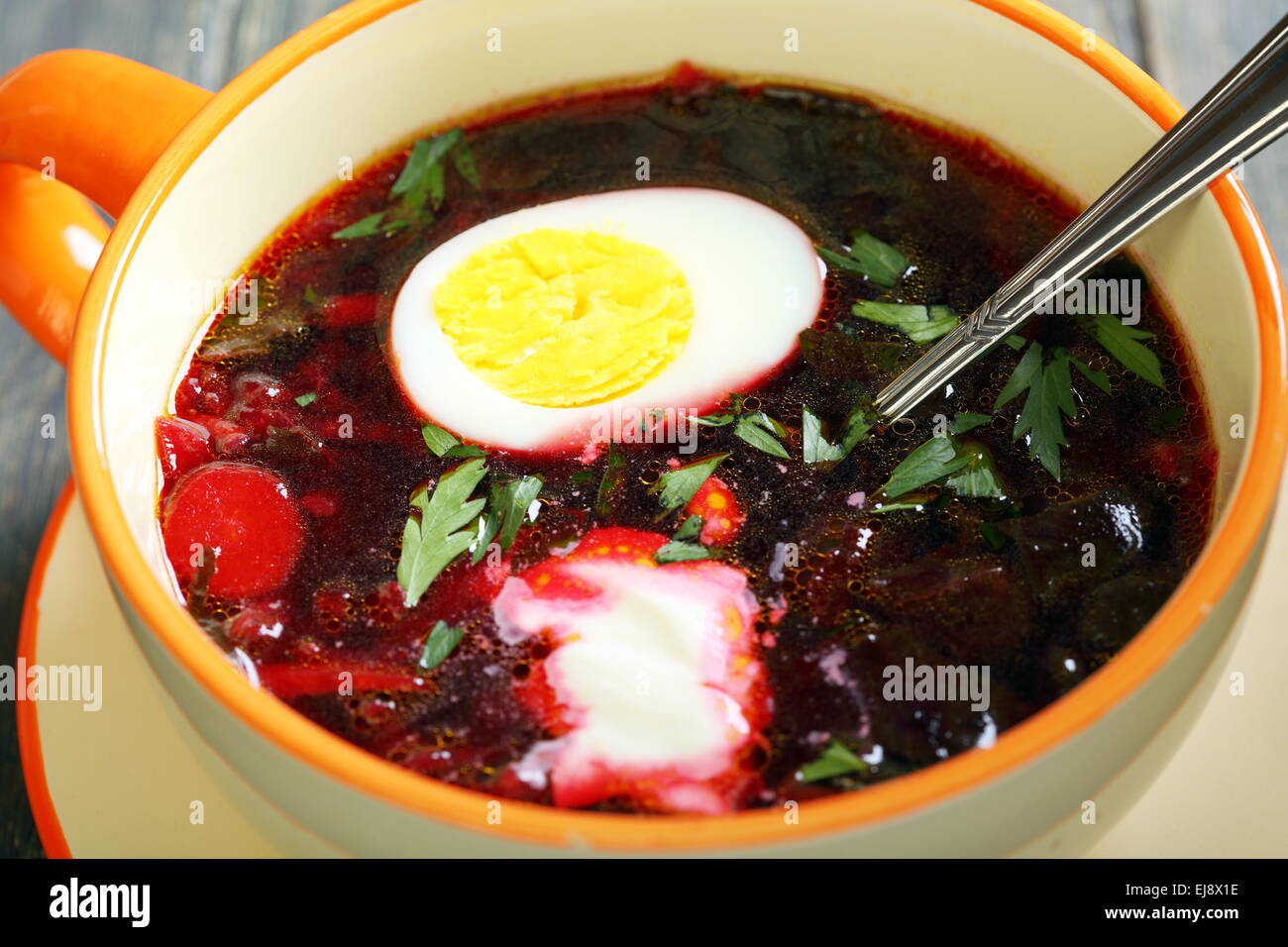Rote Beete Suppe Mit Saurer Sahne Und Ei - Rezepte Suchen