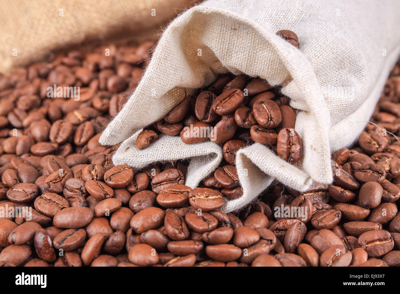 geröstete Kaffeebohnen Stockfoto