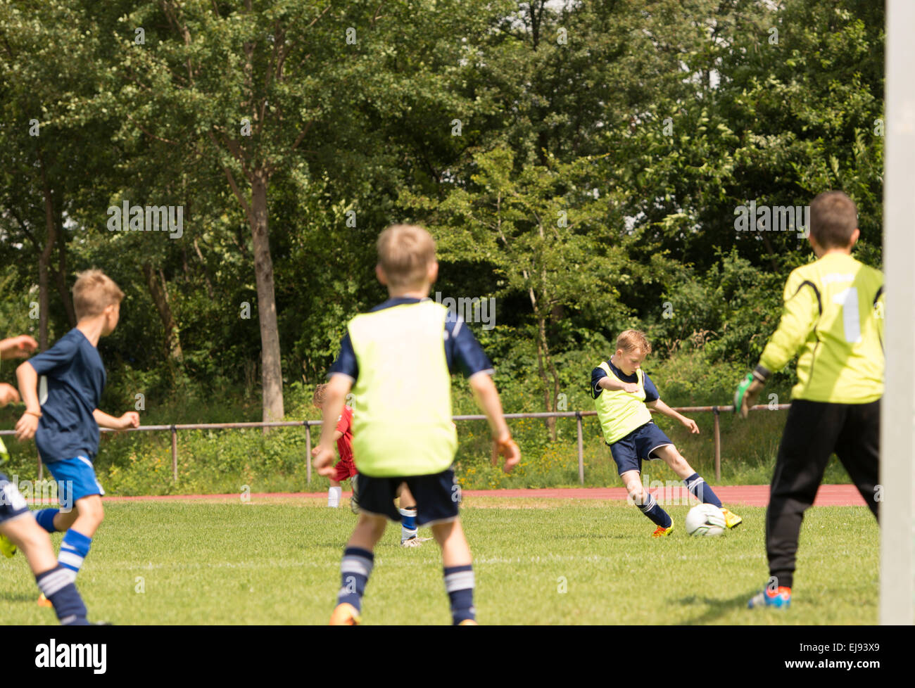 Kinder Fußball Stockfoto