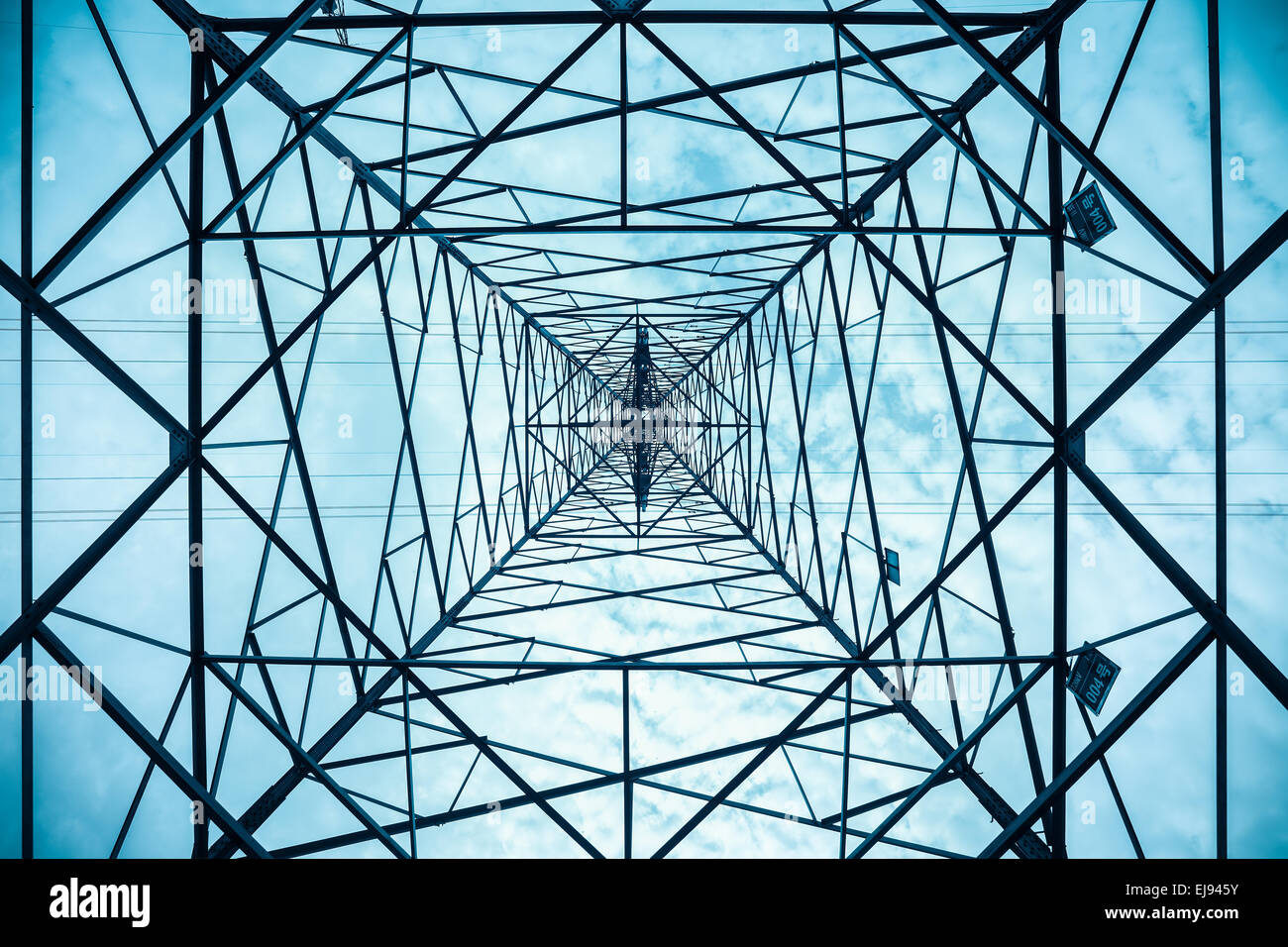 Strom-Pylon-Struktur-Nahaufnahme Stockfoto