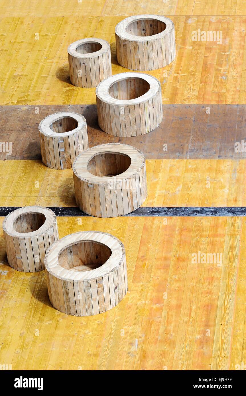 Holz für Formengestaltung für Beton Stockfoto