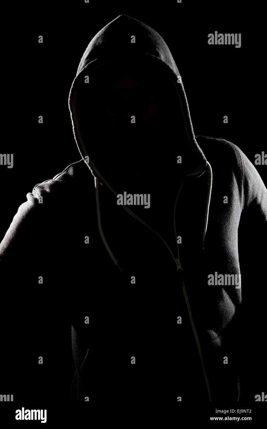 Beängstigend Mann mit Kapuze Stockfoto