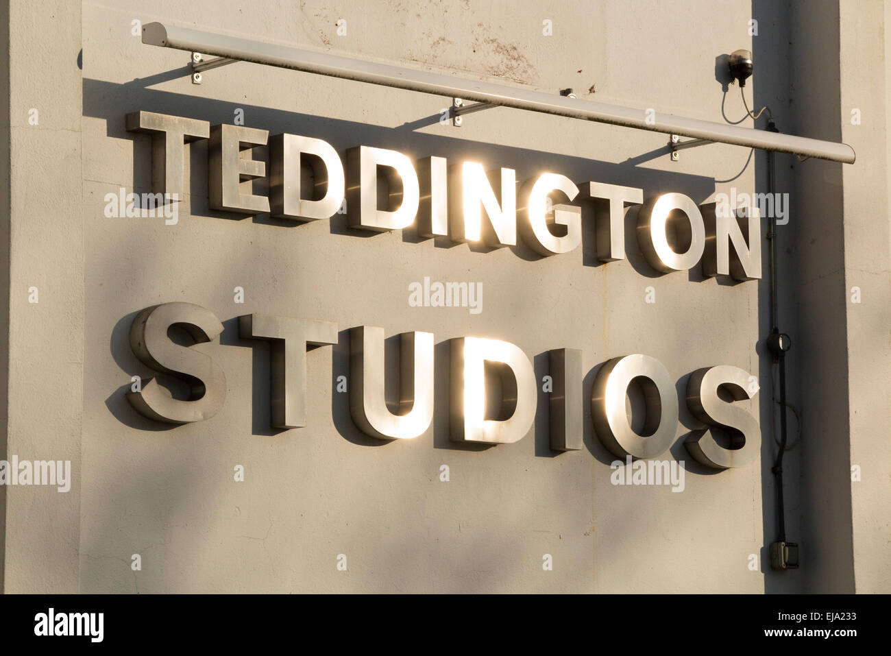 Außen / außen der ehemaligen Thames Television und Pinewood Studios bei Teddington, Middlesex. London. VEREINIGTES KÖNIGREICH. Stockfoto