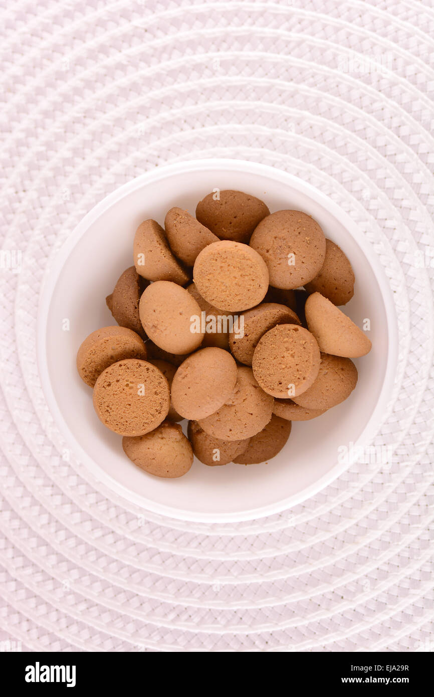 süße Kuchen auf weißen Teller Stockfoto