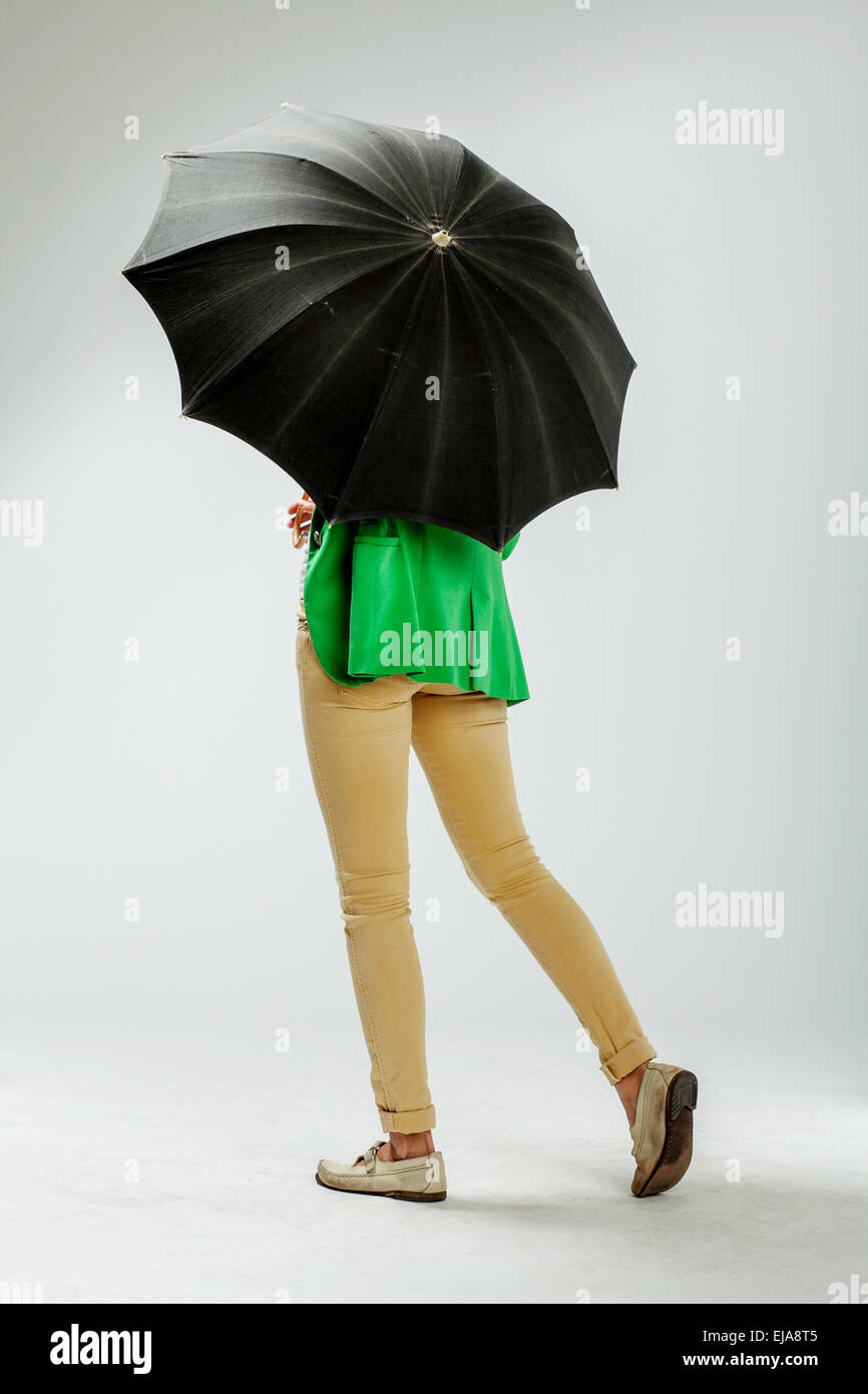 Mädchen mit Regenschirm Stockfoto