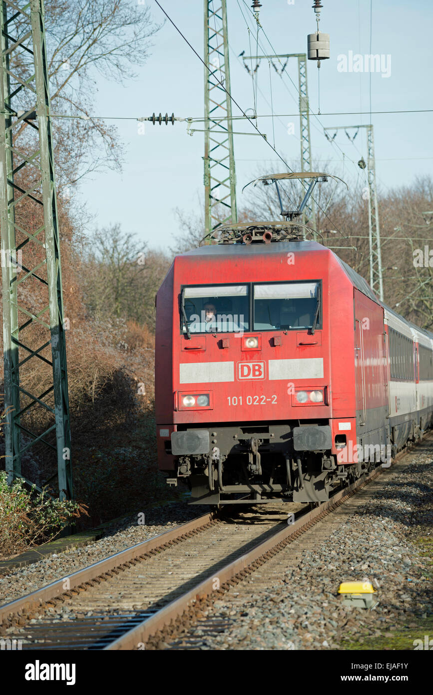 Die Deutsche Bahn Passagier Zug, Köln-West, Deutschland. Stockfoto