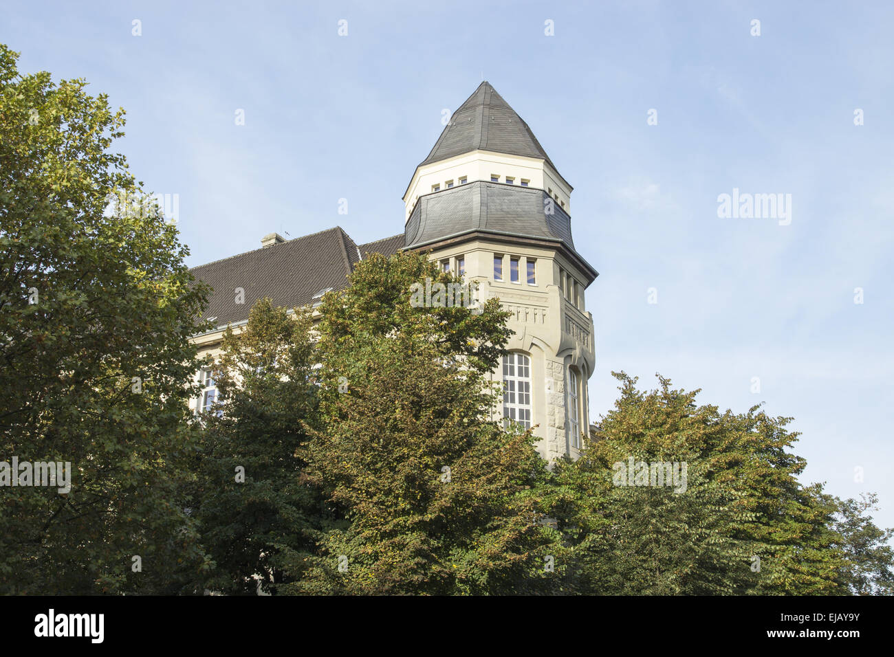 leo-sta-fotos-und-bildmaterial-in-hoher-aufl-sung-alamy