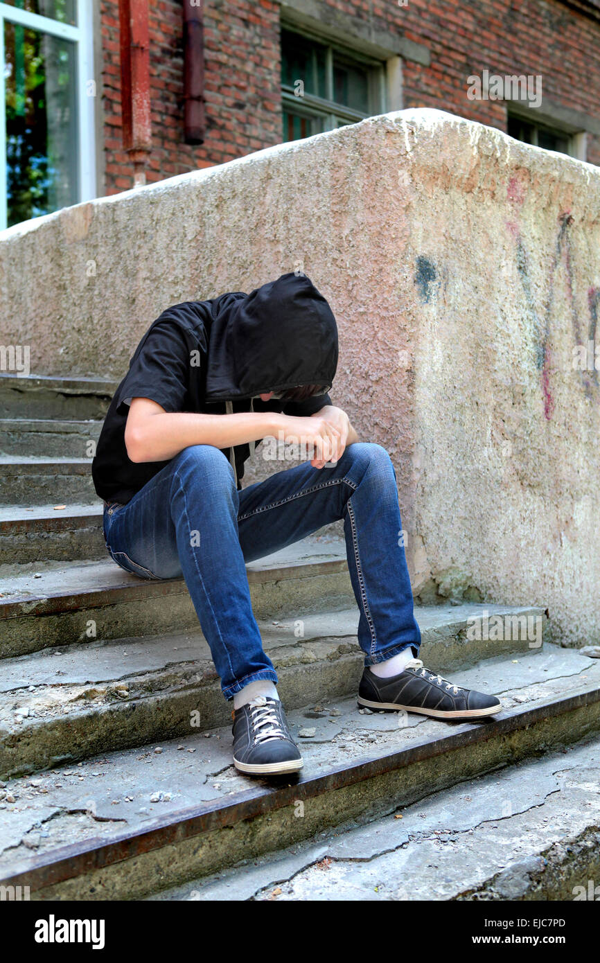 Traurige Teenager im freien Stockfoto