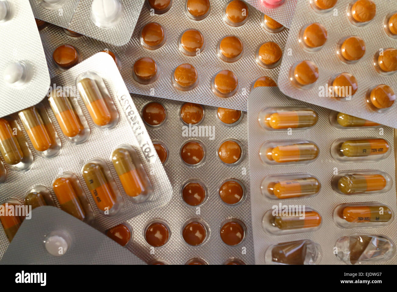 verschreibungspflichtige Medikamente Tabletten in Blister-Packungen Stockfoto