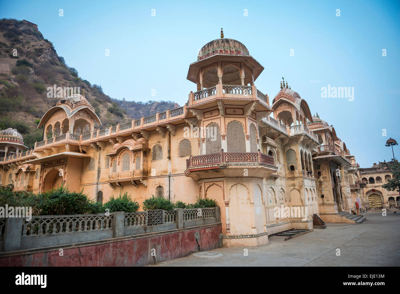 Galtaji Hanuman Hindu-Tempel in der Nähe von Jaipur, Rajasthan, Indien Stockfoto