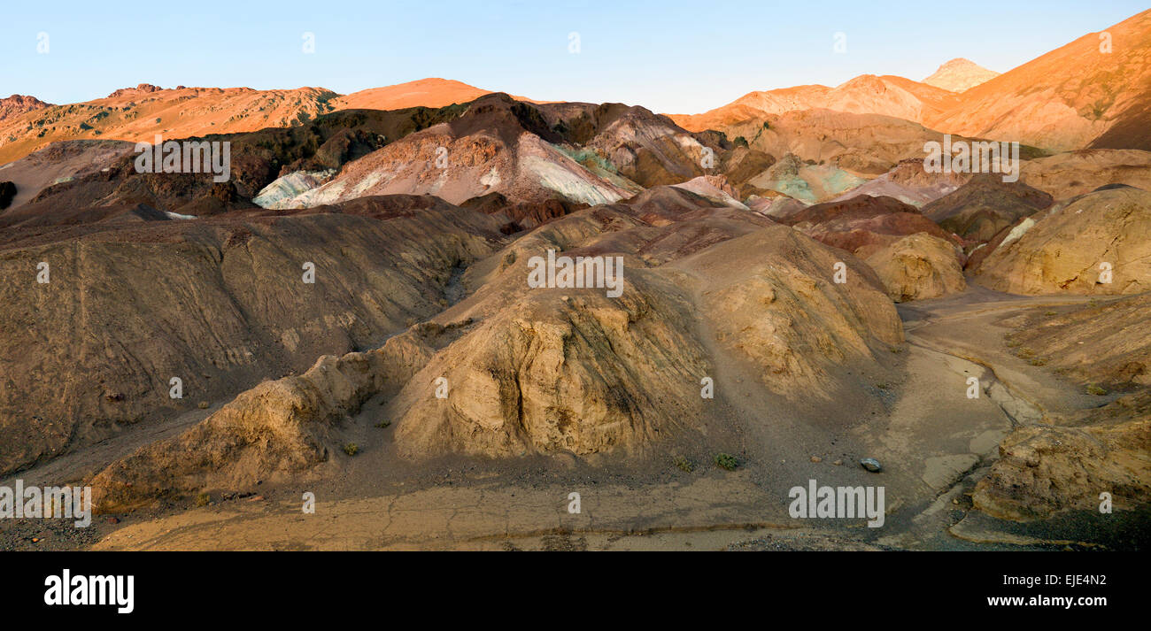 "Künstler-Palette" auf der beliebten "Artist Drive" in Death Valley Nationalpark, USA. Bild mit hoher Auflösung Stockfoto