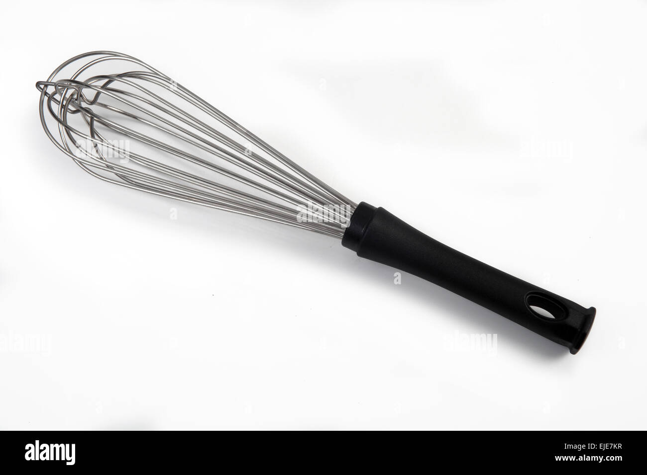 Küche-Peitsche ausgepeitscht süßes Gebäck Eiern Metall Kunststoffgriff Stockfoto