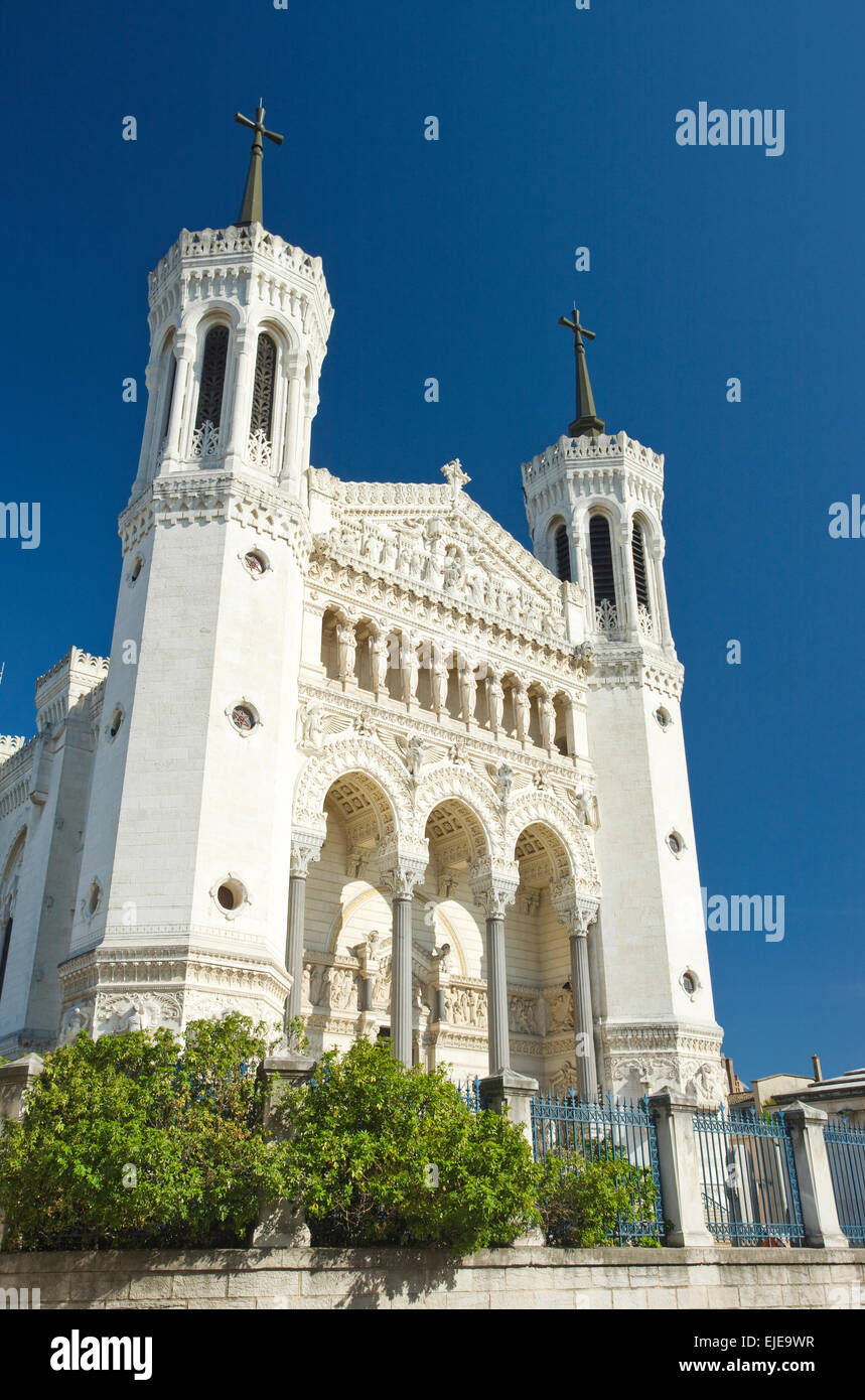 BASILIKA VON NOTRE-DAME DE FOURVIÈRE ALTSTADT LYON RHONE ALPEN FRANKREICH Stockfoto