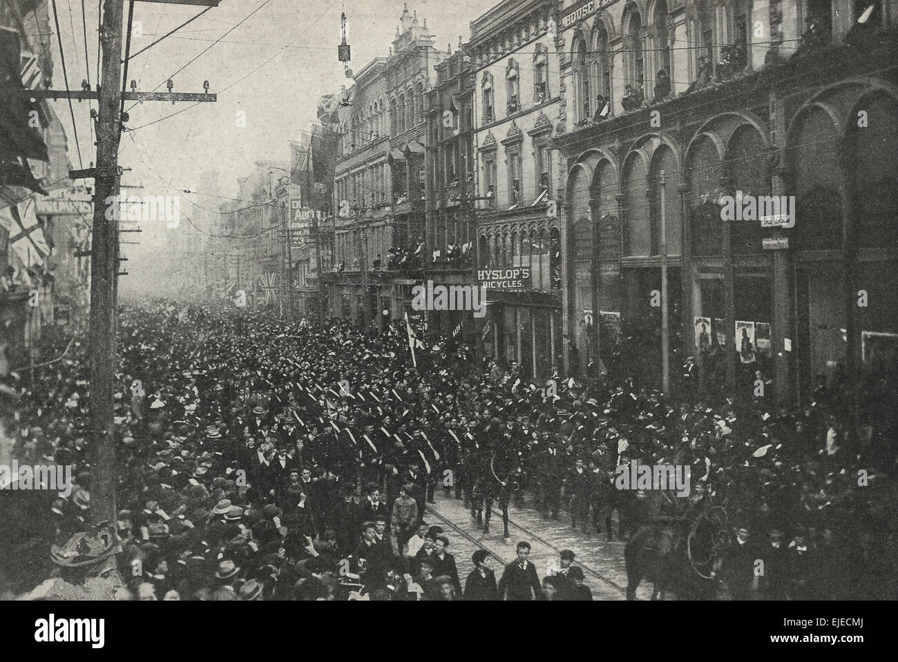 Das erste kanadische Kontingent, Street Parade vorbei an Kings Street, Toronto, Zweiter Boer-Krieg, ca. 1899 Stockfoto