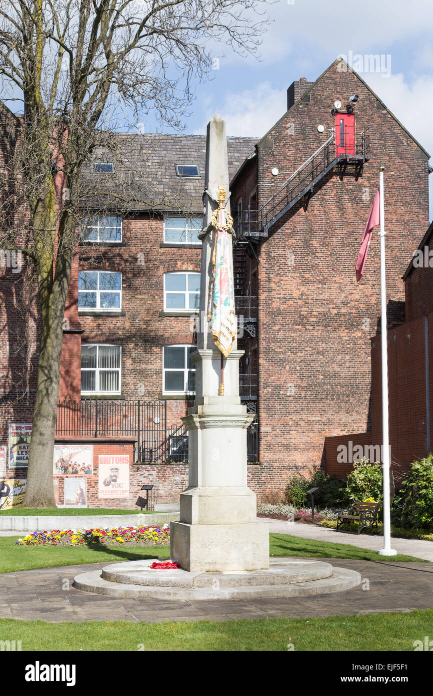 Füsiliere Denkmal in Greater Manchester zu begraben, an einem sonnigen Tag Stockfoto