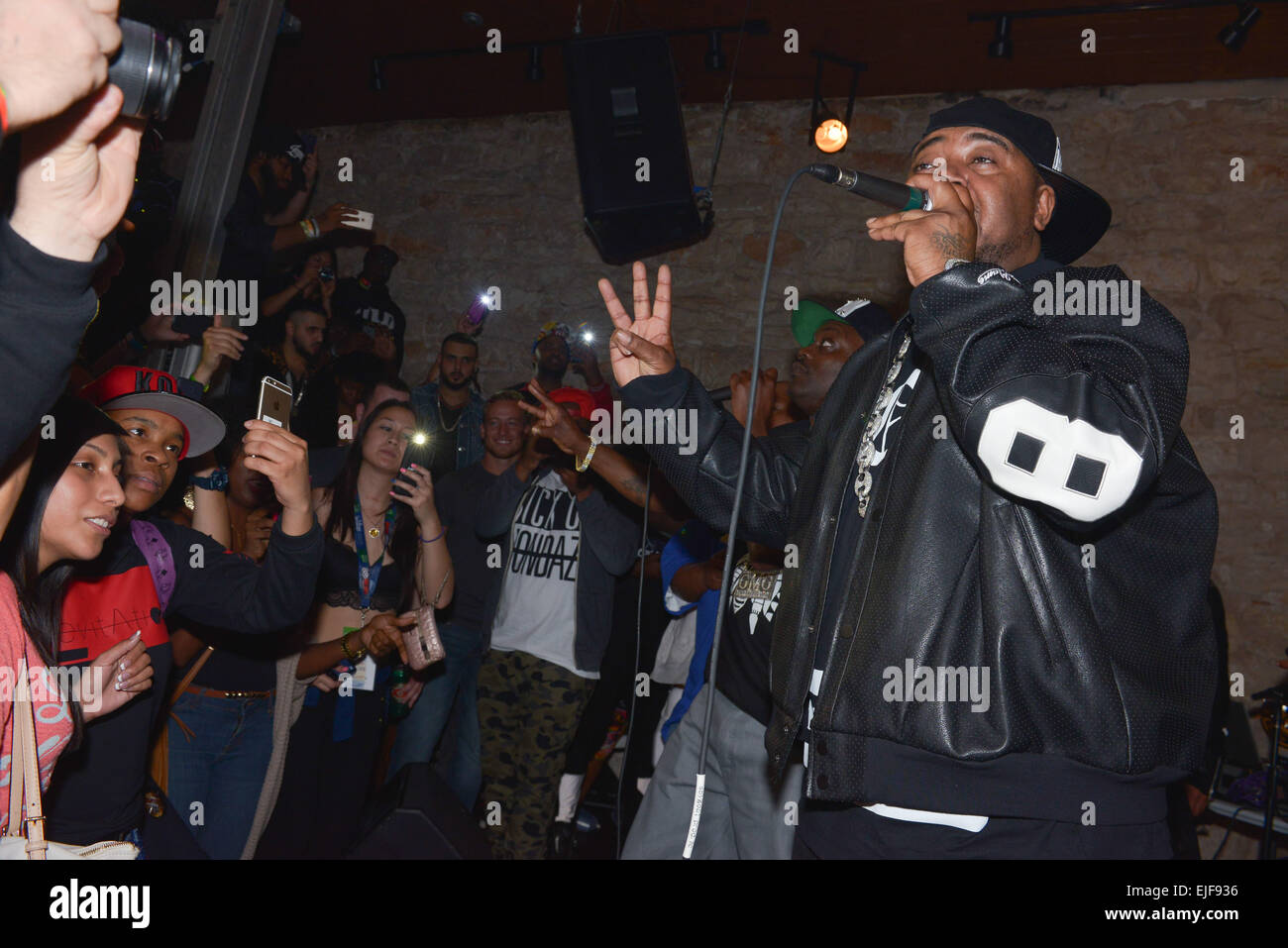 22. März 2015 - Chicago Rapper TWISTA führt zu einem überfüllten Publikum am Trinity Hall während SXSW Music Festival in Austin, Texas © Sandy Carson/ZUMA Draht/Alamy Live News Stockfoto