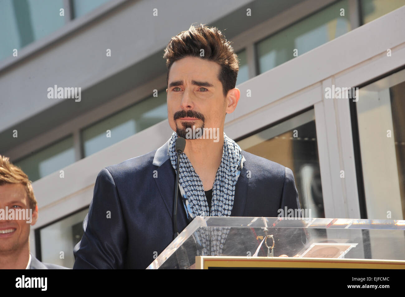 LOS ANGELES, CA - 22. April 2013: Backstreet Boys-star Kevin Richardson auf dem Hollywood Boulevard, wo sie mit dem 2,495th Stern auf dem Hollywood Walk of Fame geehrt wurden. Stockfoto