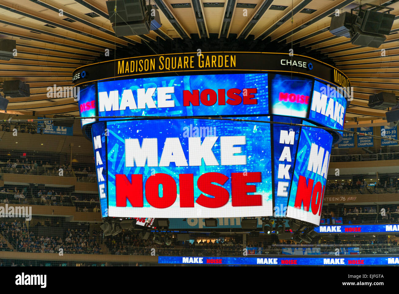 Anzeigetafel im Madison Square Garden in Manhattan, New York City, New York State, USA Stockfoto